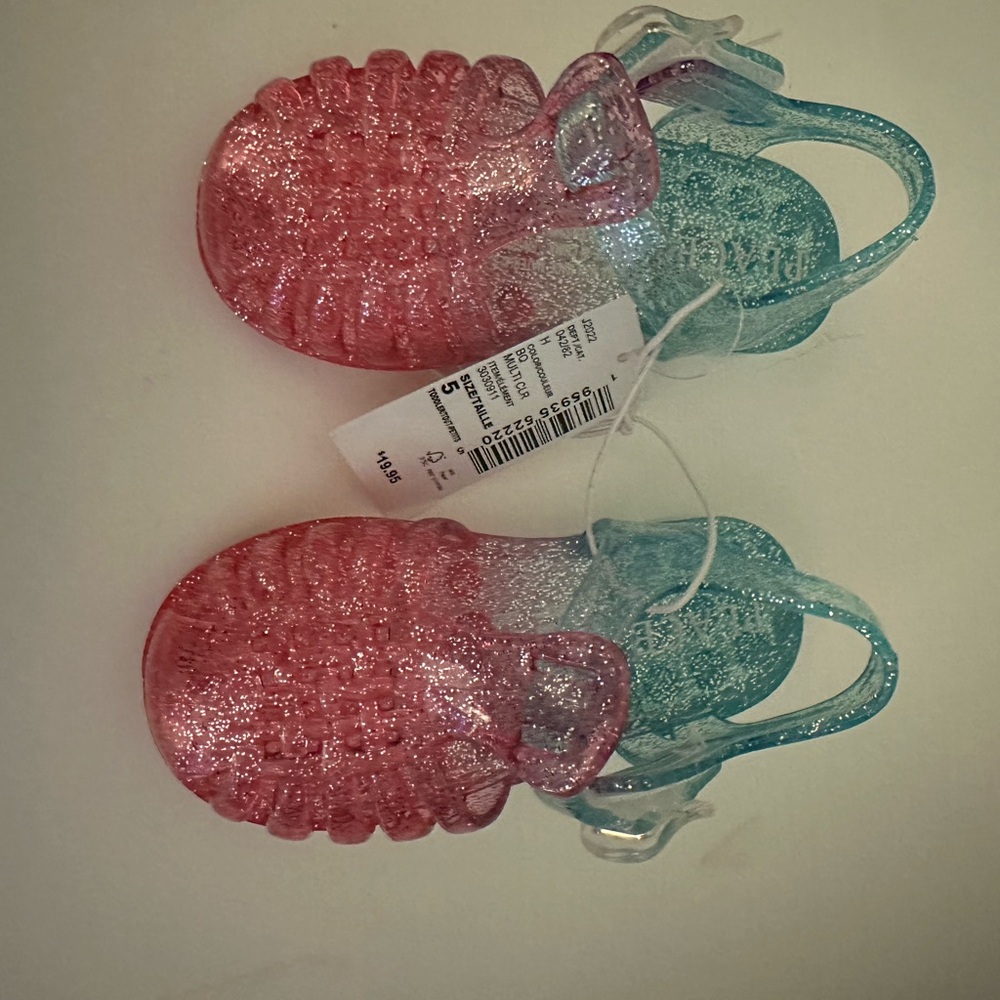 Children’s place, brand toddler girls jelly shoes toddler size 5